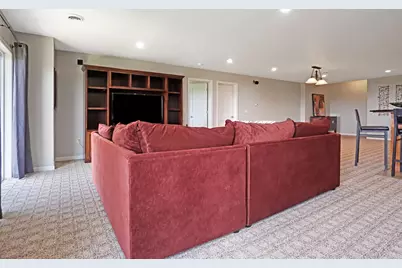 215  Watertower Cir, Iron Ridge, WI 53035 - Photo 28