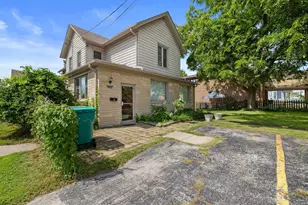 1228 Main St, Racine, WI 53182 - Photo 2