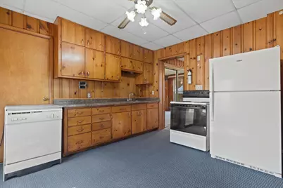 1228  Main St, Racine, WI 53182 - Photo 10
