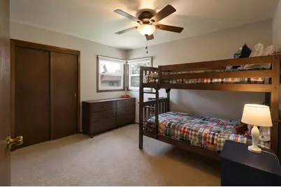 5000 S 65th St, Greenfield, WI 53220 - Photo 10