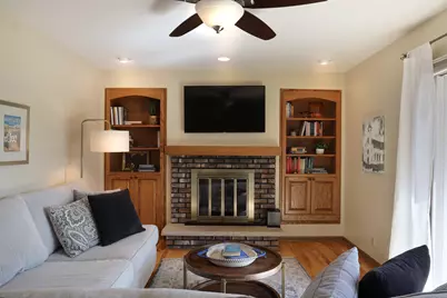 5000 S 65th St, Greenfield, WI 53220 - Photo 8