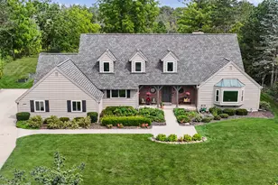 10270 N Range Line Ct, Mequon, WI 53092 - Photo 40