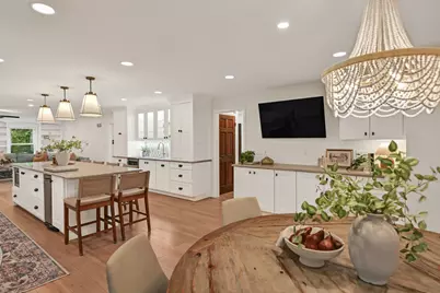 10270 N Range Line Ct, Mequon, WI 53092 - Photo 10