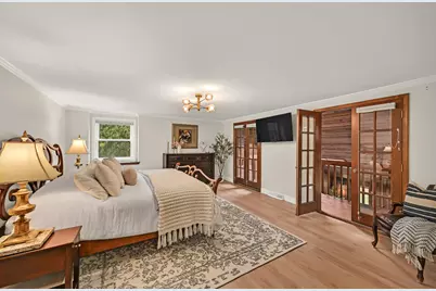 10270 N Range Line Ct, Mequon, WI 53092 - Photo 24