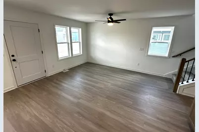 1060  Wipple Way, Sheboygan Falls, WI 53085 - Photo 8