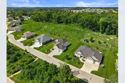 N69W23598 N Donna Dr, Sussex, WI 53089 - Photo 48