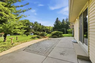 S69W32666 Westgate Dr, Mukwonago, WI 53149 - Photo 30