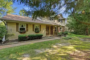 S69W32666 Westgate Dr, Mukwonago, WI 53149 - Photo 2