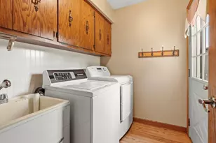 S69W32666 Westgate Dr, Mukwonago, WI 53149 - Photo 16