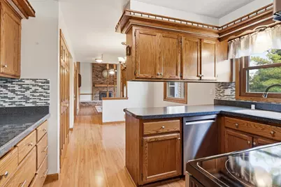 S69W32666  Westgate Dr, Mukwonago, WI 53149 - Photo 38