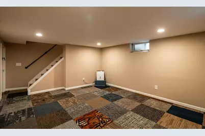 4917 N Mohawk Ave, Glendale, WI 53217 - Photo 20