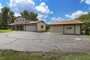 6124 104th Ave, Somers, WI 53142 - Photo 2