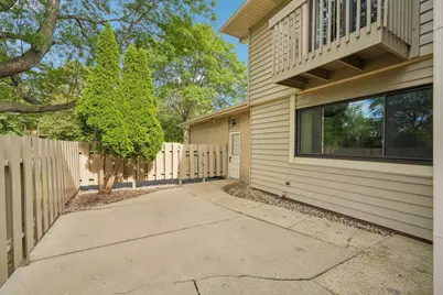 1745 S Carriage Ln, New Berlin, WI 53151 - Photo 20