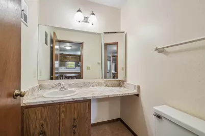 1745 S Carriage Ln, New Berlin, WI 53151 - Photo 8