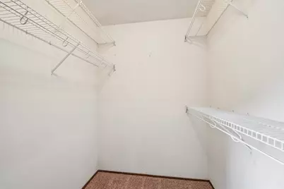 1745 S Carriage Ln, New Berlin, WI 53151 - Photo 10