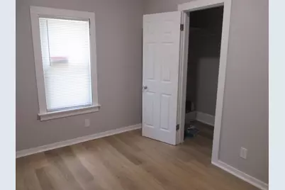 3922 N 19th Pl, Milwaukee, WI 53206 - Photo 10