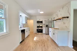 6925 N Darien St, Milwaukee, WI 53209 - Photo 6