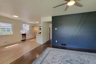 6925 N Darien St, Milwaukee, WI 53209 - Photo 4