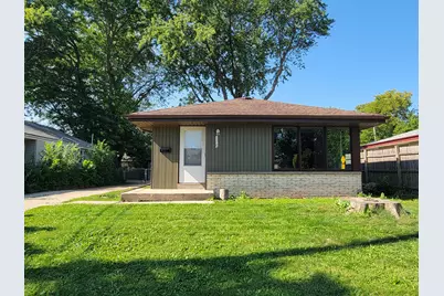 6925 N Darien St, Milwaukee, WI 53209 - Photo 1