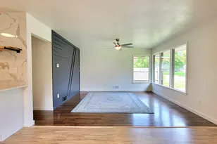 6925 N Darien St, Milwaukee, WI 53209 - Photo 2