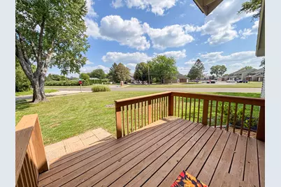 725  Lee Ct, Sparta, WI 54656 - Photo 2