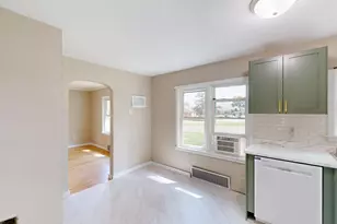 725 Lee Ct, Sparta, WI 54656 - Photo 8