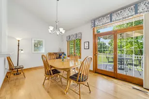 273 Cardinal Ln, Hartland, WI 53029 - Photo 6