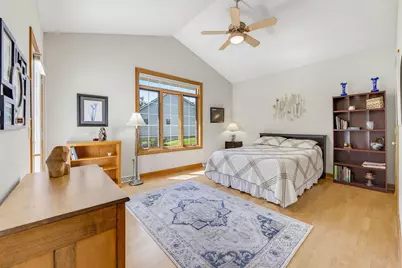 273  Cardinal Ln, Hartland, WI 53029 - Photo 12