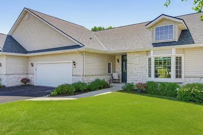 273  Cardinal Ln, Hartland, WI 53029 - Photo 1
