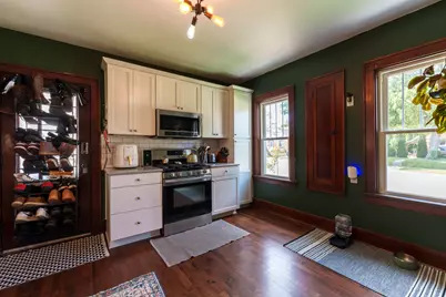 1517  Monroe St, West Bend, WI 53090 - Photo 6