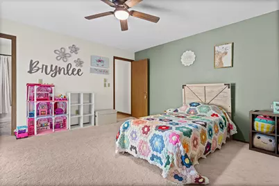 727  4th St, La Crescent, MN 55947 - Photo 12