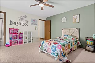 727 4th St, La Crescent, MN 55947 - Photo 12