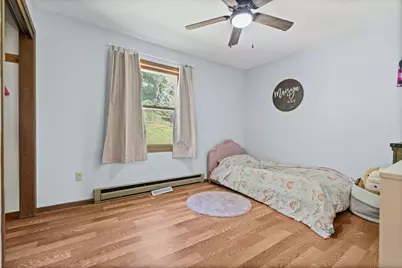 727  4th St, La Crescent, MN 55947 - Photo 14
