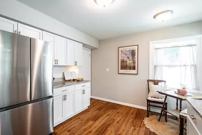 10321 W Manitoba St, West Allis, WI 53227 - Photo 4