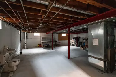 10321 W Manitoba St, West Allis, WI 53227 - Photo 24