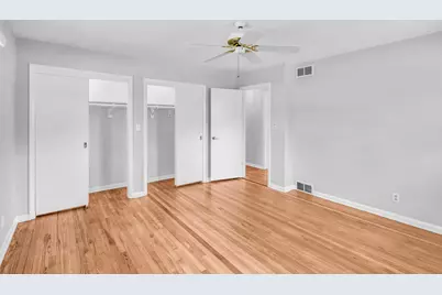 11240 N Valley Dr, Mequon, WI 53092 - Photo 14