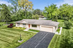 11240 N Valley Dr, Mequon, WI 53092 - Photo 20