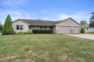 W2419 Falcon Ct, Buchanan, WI 54915 - Photo 38