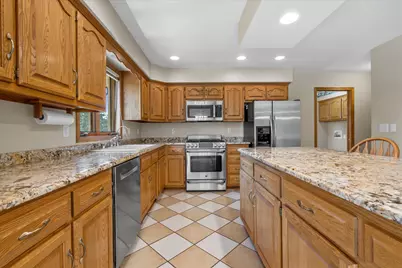 W2419  Falcon Ct, Buchanan, WI 54915 - Photo 8