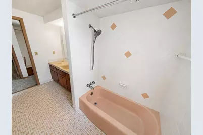 5943 N 72nd St, Milwaukee, WI 53218 - Photo 28