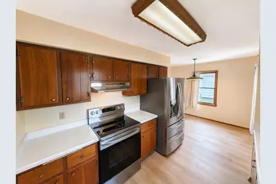 5943 N 72nd St, Milwaukee, WI 53218 - Photo 10