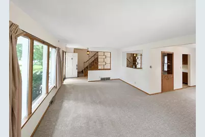 5943 N 72nd St, Milwaukee, WI 53218 - Photo 4
