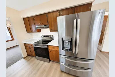5943 N 72nd St, Milwaukee, WI 53218 - Photo 12