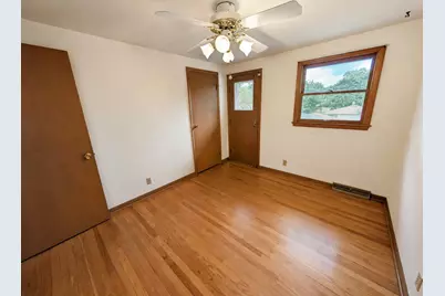 5943 N 72nd St, Milwaukee, WI 53218 - Photo 22