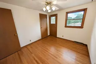 5943 N 72nd St, Milwaukee, WI 53218 - Photo 22
