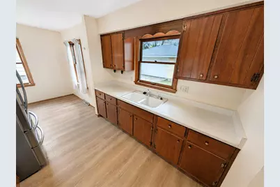 5943 N 72nd St, Milwaukee, WI 53218 - Photo 14