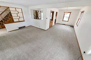 5943 N 72nd St, Milwaukee, WI 53218 - Photo 6