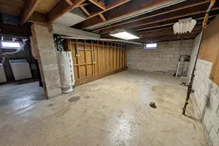 5943 N 72nd St, Milwaukee, WI 53218 - Photo 30