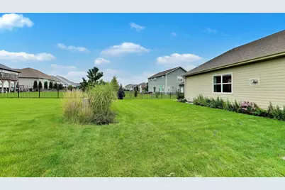 7884  Fredericksburg Ct, Bristol, WI 53104 - Photo 48