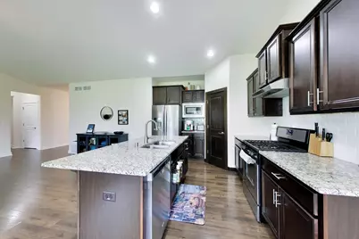 7884  Fredericksburg Ct, Bristol, WI 53104 - Photo 12
